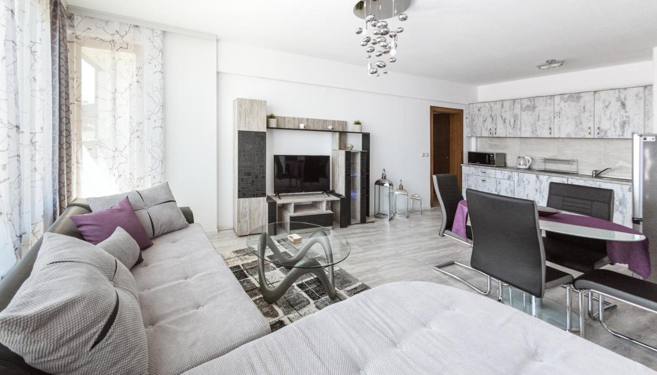 Next To Gondola. Cosy & Elegant 2 Bedroom Apartment In Neon Complex Бансько Екстер'єр фото