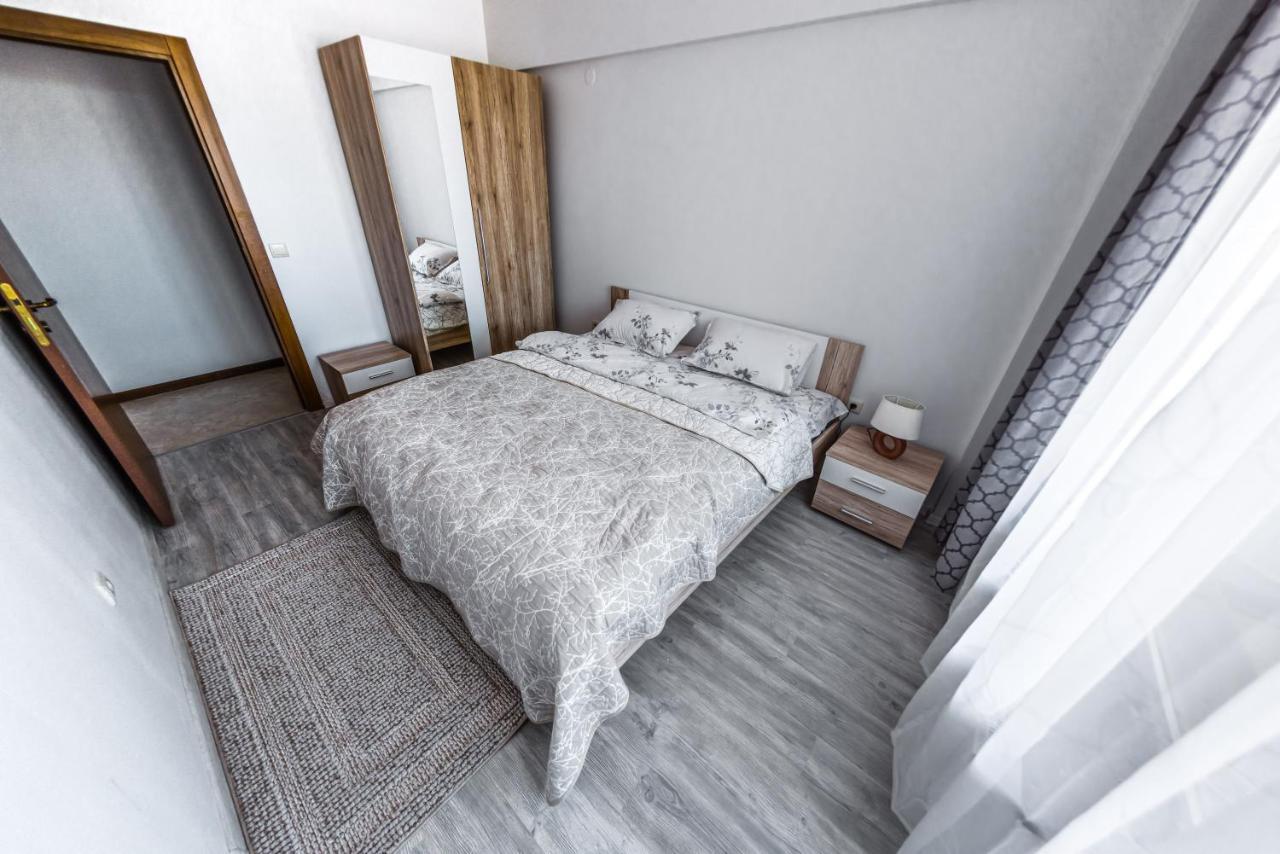 Next To Gondola. Cosy & Elegant 2 Bedroom Apartment In Neon Complex Бансько Екстер'єр фото